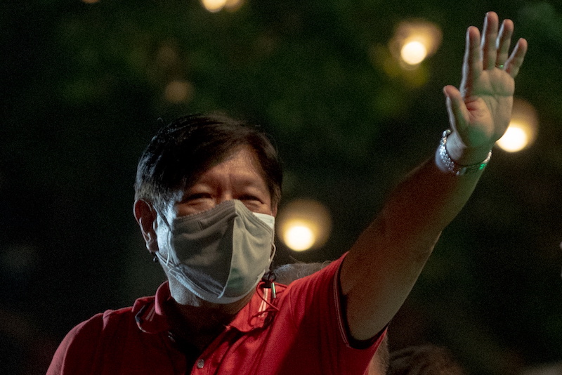 Philippine presidential candidate Ferdinand u00e2u20acu02dcBongbongu00e2u20acu2122 Marcos Jr., son of late dictator Ferdinand Marcos, waves during his campaign rally in Manila, Philippines, April 23, 2022. u00e2u20acu201d Reuters picnn