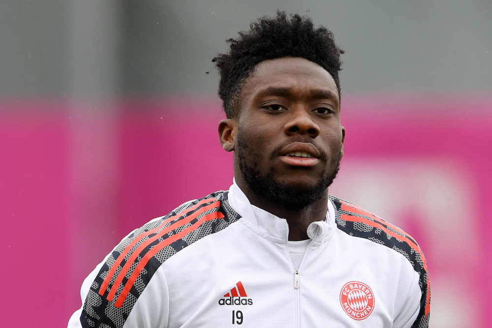 Bayern Munichu00e2u20acu2122s Canadian midfielder Alphonso Davies attends a training session of German first division football club FC Bayern Munich in Munich, southern Germany, April 5, 2022. u00e2u20acu201d AFP picnn
