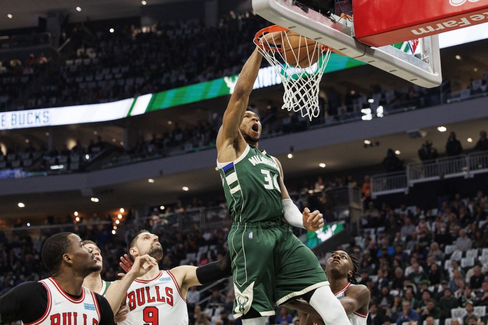 Milwaukee Bucks forward Giannis Antetokounmpo (34) dunks against the Chicago Bulls during the 2022 NBA playoffs at Fiserv Forum, Milwaukee April 27, 2022. u00e2u20acu201d Reuters pic