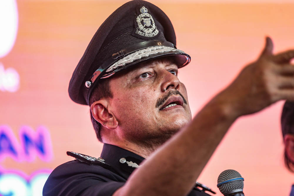 Kuala Lumpur police chief Datuk Azmi Kassim delivers a speech during the 18 Hari Raya Aidilfiri Ops Selamat launching ceremony at Jalan Tun HS Lee Police Station, Kuala Lumpur, April 28, 2022. u00e2u20acu201d Picture by Hari Anggara