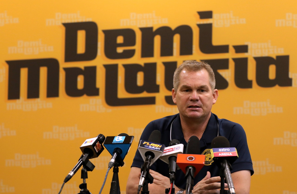 National Under U-23 football team head coach Brad Maloney speaks at the Malaysian SEA Games contingent press conference at the National Sports Council in Bukit Jalil, April 20, 2022. u00e2u20acu201d Bernama pic 