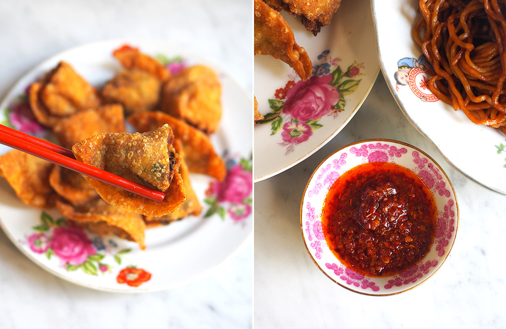 The deep fried dumplings are halved for a crunchier bite (left). Don't forget to ask for extra 'sambal' as that spicy sauce with hints of garlic goes well with the noodles and dumplings (right).