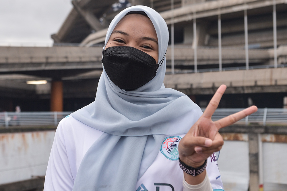 Student Puteri Siti Zulaika said that she felt the Shah Alam Ramadan bazaar was too crowded