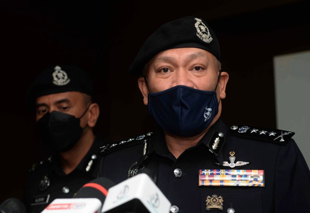 Kedah police chief CP Wan Hassan Wan Ahmad speaks during a press conference in Alor Setar April 20, 2022. u00e2u20acu201d Bernama pic