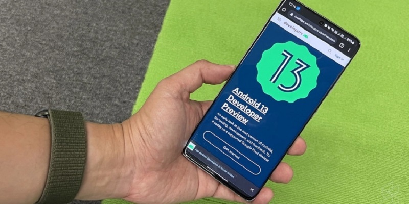 Officially called Android 13 Beta 1, the first new change comes in the form of a more transparent permission system for media file access. u00e2u20acu2022 SoyaCincau pic