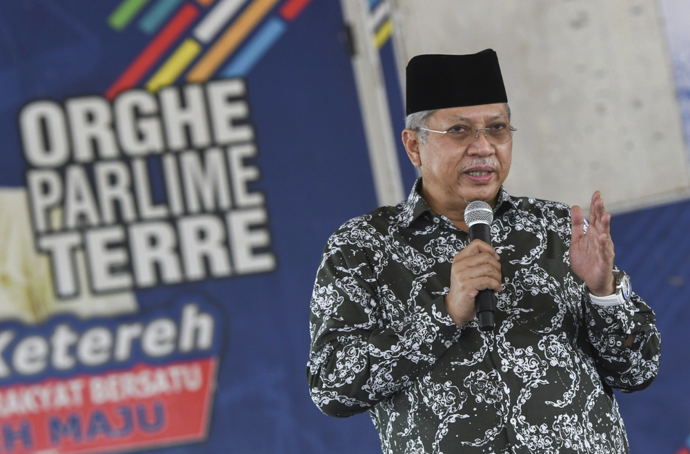 Communications and Multimedia Minister Tan Sri Annuar Musa speaks at a press conference in Kota Baru, April 28, 2022. u00e2u20acu201d Bernama pic 