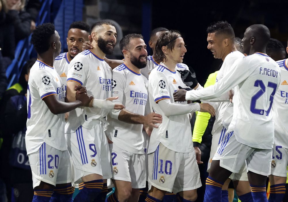 Real Madrid's Karim Benzema celebrates scoring their third goal against Chelsea with teammates at Stamford Bridge, London April 6, 2022. u00e2u20acu201d Reuters pic