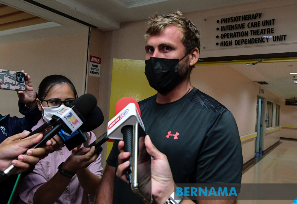 British national Richard Wills said he received a call from Norwegian diving coach Kristine Grodem, who was rescued on Thursday. u00e2u20acu201d Picture via Twitter/Bernama