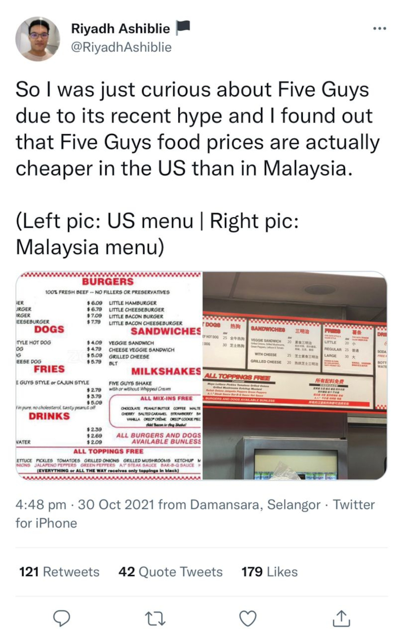 Snapshot of a tweet from Twitter user @RiyadhAshiblie where he highlighted that US outlets price is cheaper in comparison to the Genting Highlands outlet. 