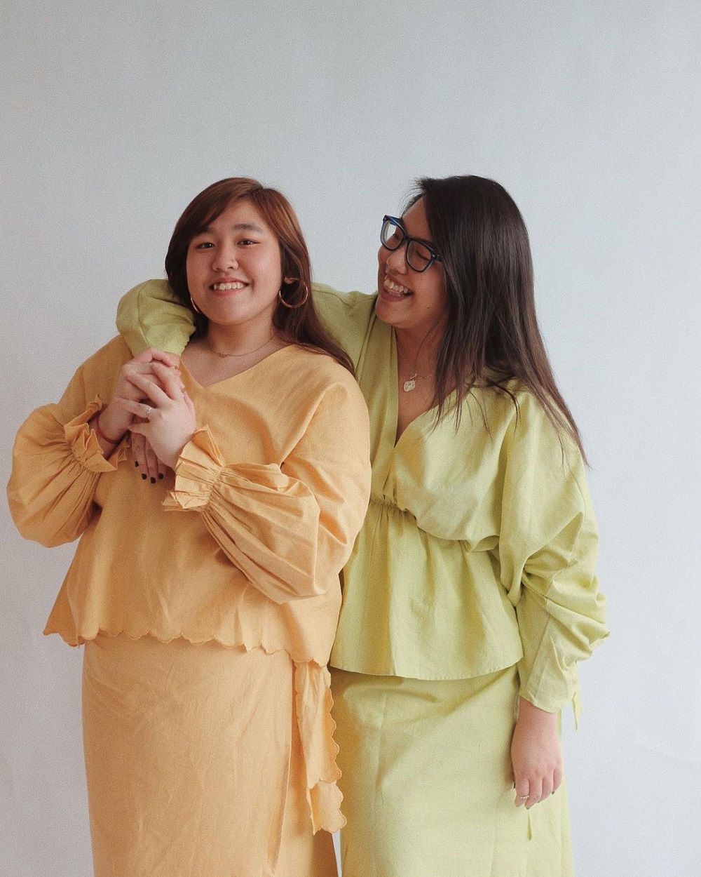 Punchy bold citrus hues take centre stage in Hanya’s heart-tugging collection dedicated to the younger version of our mothers. ― Picture via Instagram/Hanya