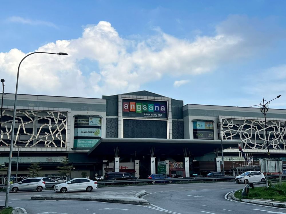 A view of Plaza Angsana Johor Baru in Tampoi that reported an increase in visitors from Singapore last weekend.  — Picture by Ben Tan