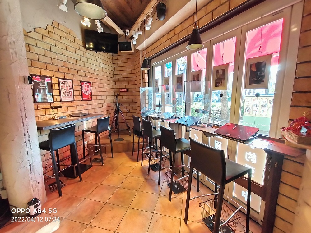 The Manuscript Writing Cafe in Tokyo, Japan helps writers meet their deadlines. u00e2u20acu2022 Picture via Twitter/ @TakuyaKawai