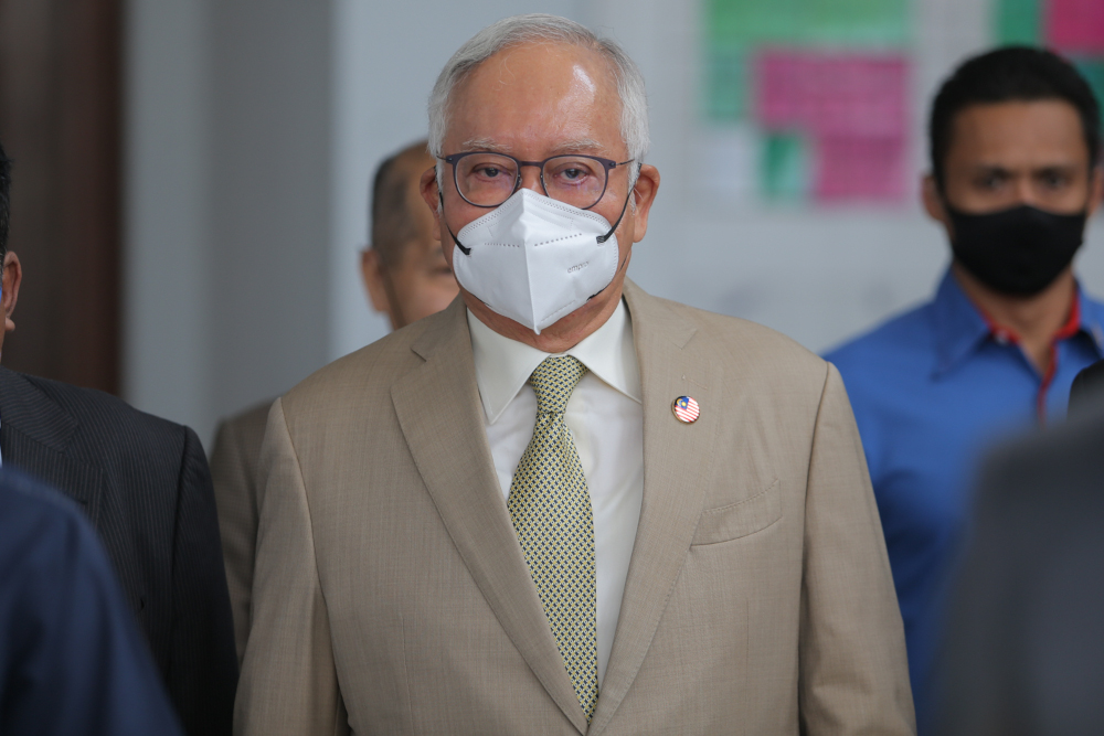 Former prime minister Datuk Seri Najib Razak pictured at Kuala Lumpur High Court, April 13, 2022. u00e2u20acu201d Picture by Devan Manuel