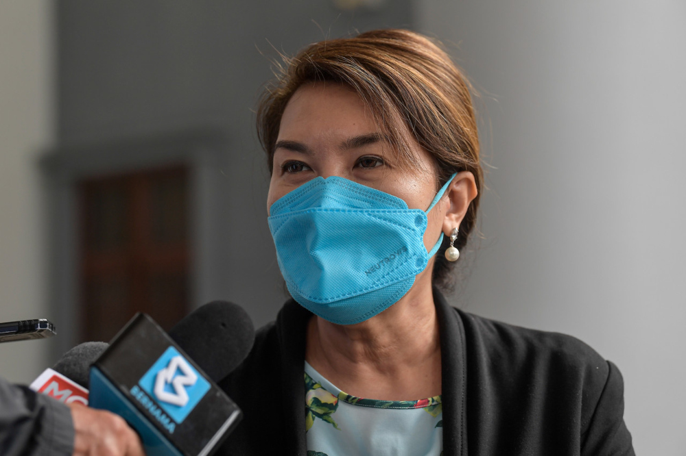 Senator Datuk Ras Adiba Radzi at the Kuala Lumpur Court Complex, April 11, 2022. u00e2u20acu201d Bernama pic 