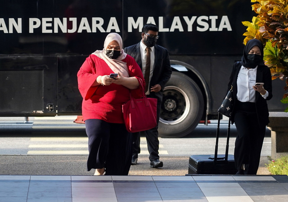 Rumah Bonda founder Siti Bainun Ahd Razali at the Kuala Lumpur Court Complex, April 14, 2022. u00e2u20acu201d Bernama pic 