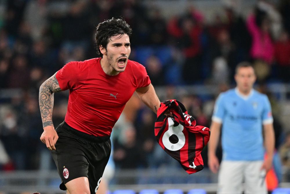 AC Milan's Sandro Tonali celebrates scoring their second goal against Lazio at Stadio Olimpico, Rome April 24, 2022. u00e2u20acu201d Reuters pic