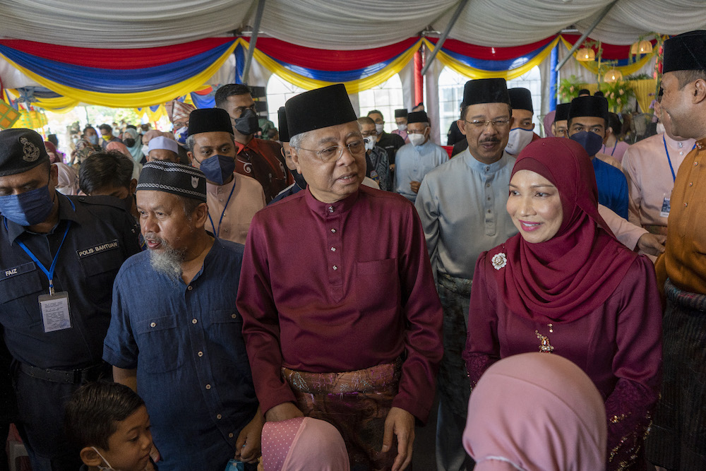 Prime minister, Datuk Seri Ismail Sabri Yaakob and his wife welcome guests at the Raya Aidilfitri Open House at Seri Perdana, Putrajaya May 8, 2022. u00e2u20acu201d Picture by Shafwan Zaidon