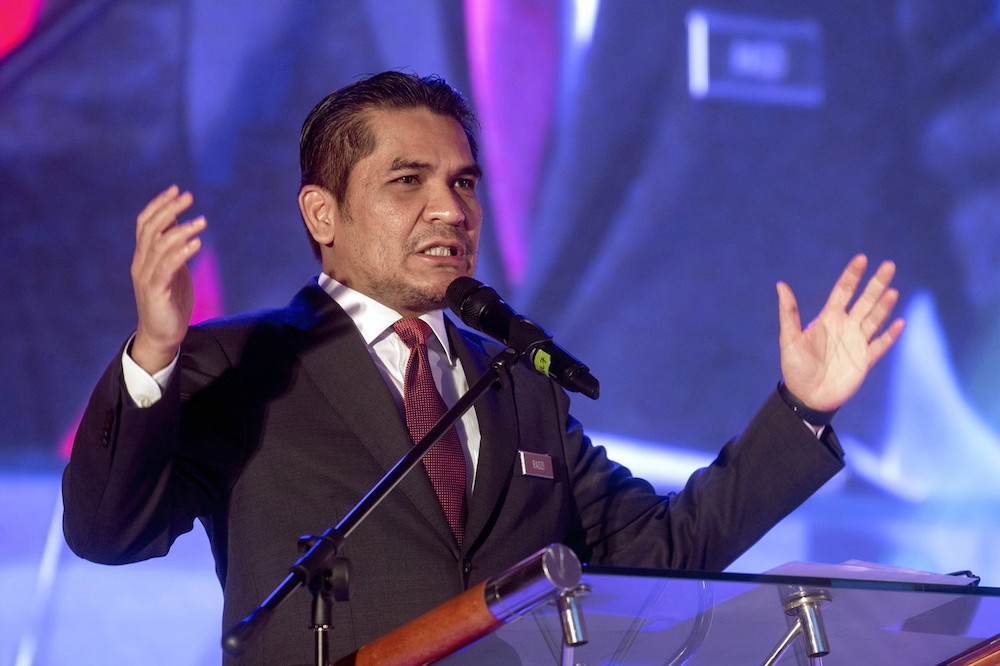 Senior Education Minister Datuk Radzi Jidin at the launch of the national level 51st Teachersu00e2u20acu2122 Day 2022 celebration at Universiti Malaysia Kelantan, Bachok May 16, 2022. u00e2u20acu201d Bernama pic