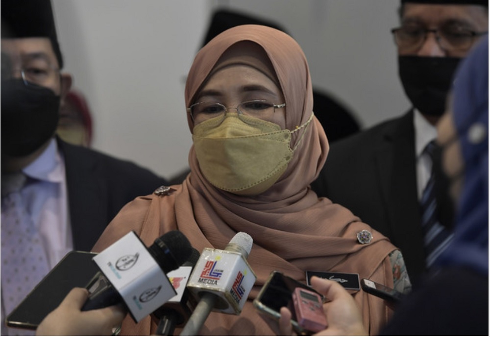 Islamic Development Department of Malaysia (Jakim) director-general Datuk Hakimah Mohd Yusoff speak to reporters in Putrajaya 23 March, 2022. u00e2u20acu201d Bernama pic