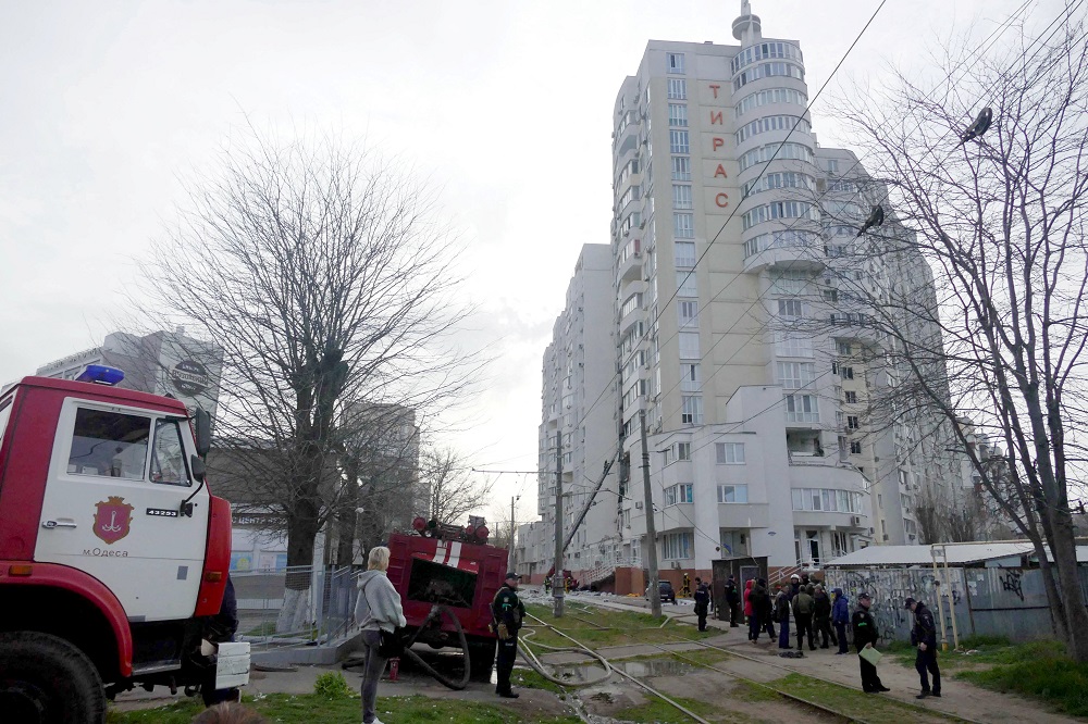 Members of the emergency team work near a residential building damaged by a missile strike amid Russia's invasion of Ukraine, in Odesa, Ukraine April 23, 2022. u00e2u20acu2022 Reuters pic