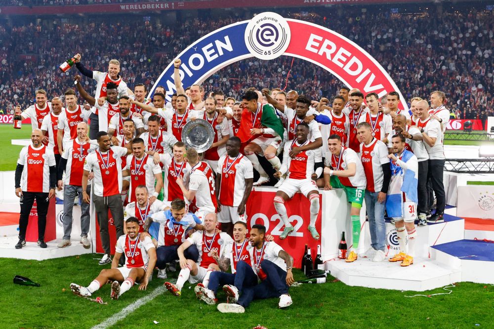 Ajax players celebrate winning the championship at the Johan Cruyjff Arena in Amsterdam May 11, 2022. u00e2u20acu201d Reuters picnn