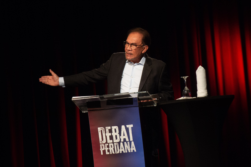 Datuk Seri Anwar Ibrahim speaks during the Debat Perdana at Matic, Kuala Lumpur, May 12, 2022. u00e2u20acu201d Picture by Shafwan Zaidon