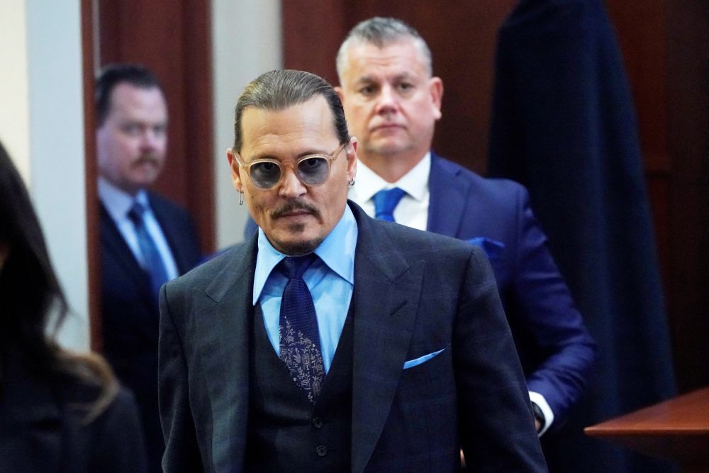Actor Johnny Depp returns to the courtroom after recess at Fairfax County Circuit Court during his defamation case against ex-wife, actor Amber Heard, in Fairfax, Virginia May 2, 2022. u00e2u20acu201d Reuters pic