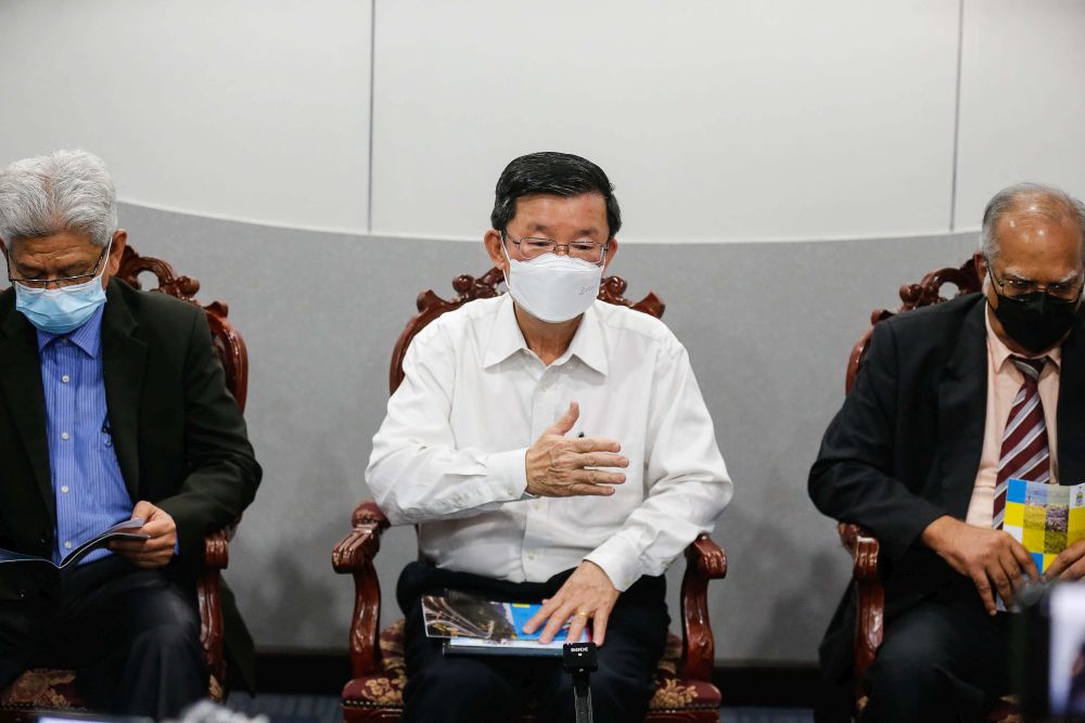Penang Chief Minister Chow Kon Yeow speaks during the launch of the state governmentu00e2u20acu2122s 2018 general election manifesto report card at Komtar May 9, 2022. u00e2u20acu201d Picture by Sayuti Zainudin