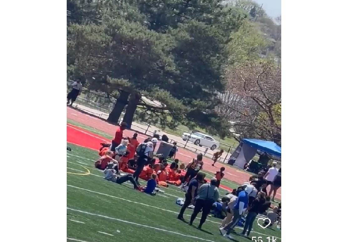 Lay Lay is seen retrieving her shoes before winning the event in a clip shared by her father, boxer Terence Crawford. u00e2u20acu2022 Screenshot from Instagram/@tbudcrawford