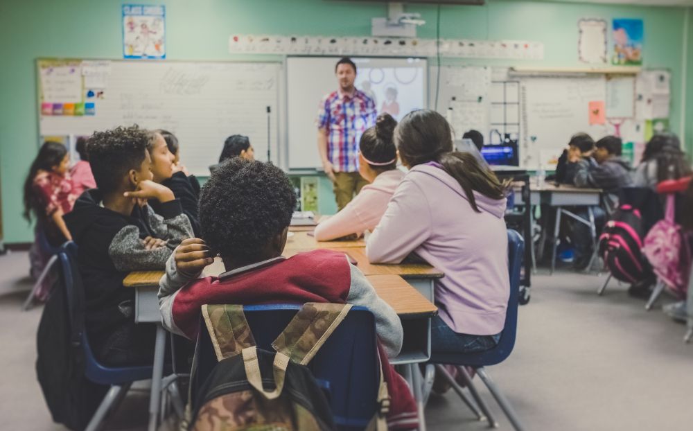 School principals in New South Wales say parentsu00e2u20acu2122 poor behaviour on social media is affecting their health and occupying too much of their time.nn