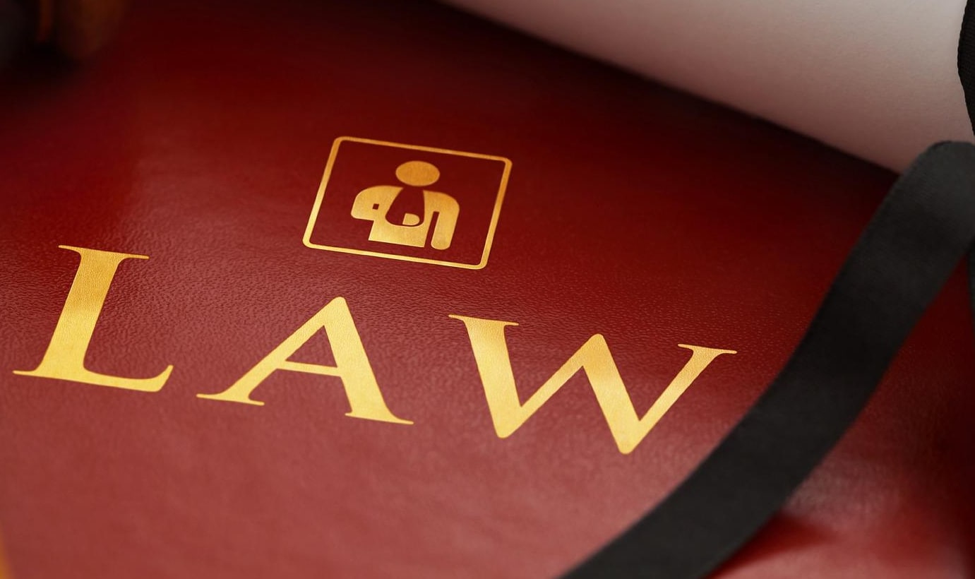 Anyone guilty of being an unauthorised person acting as an advocate or solicitor may be fined up to S$25,000 (RM78,799) or jailed for up to six months, or both. u00e2u20acu2022 Pixabay via TODAY