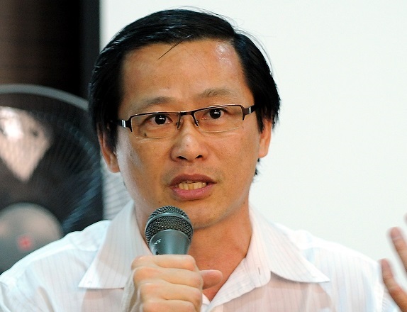 iPay88 founder Lim Kok Hing at Disrupt. — DNA pic