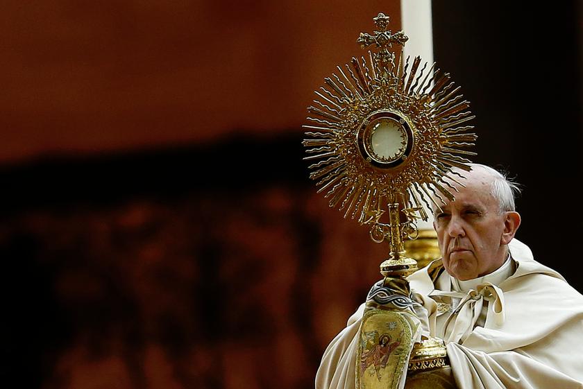 Pope Francis blesses during a prayer calling for peace in Syria, at St. Peter's Square at the Vatican September 7, 2013. u00e2u20acu201d AFP pic