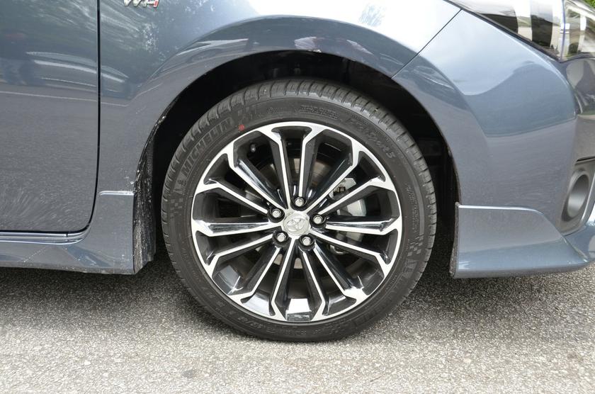 The Altis 2.0 litre model comes with 17-inch wheels.