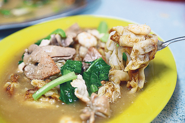 The char hor fun with plenty of wok hei and a thick flavourful gravy that’s good enough to drink as soup