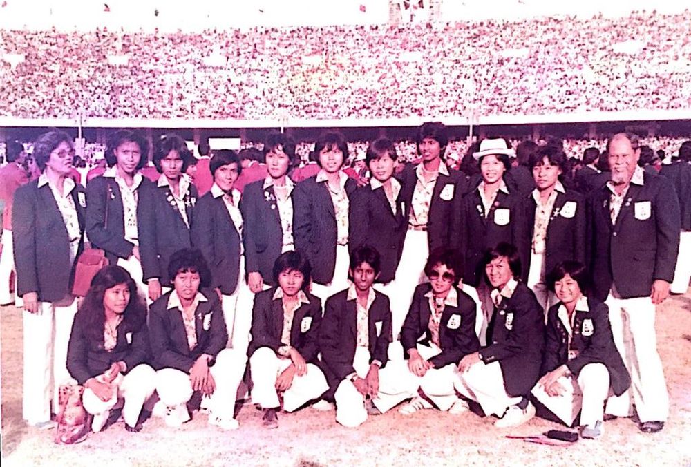 Daphne Boudville (standing fourth left) is pictured with K Maheswari (squatting 4th left) and coach Lawrence Van Huizen (standing extreme right). u00e2u20acu201d Picture courtesy of WhatsApp/kongsterjimmy2506