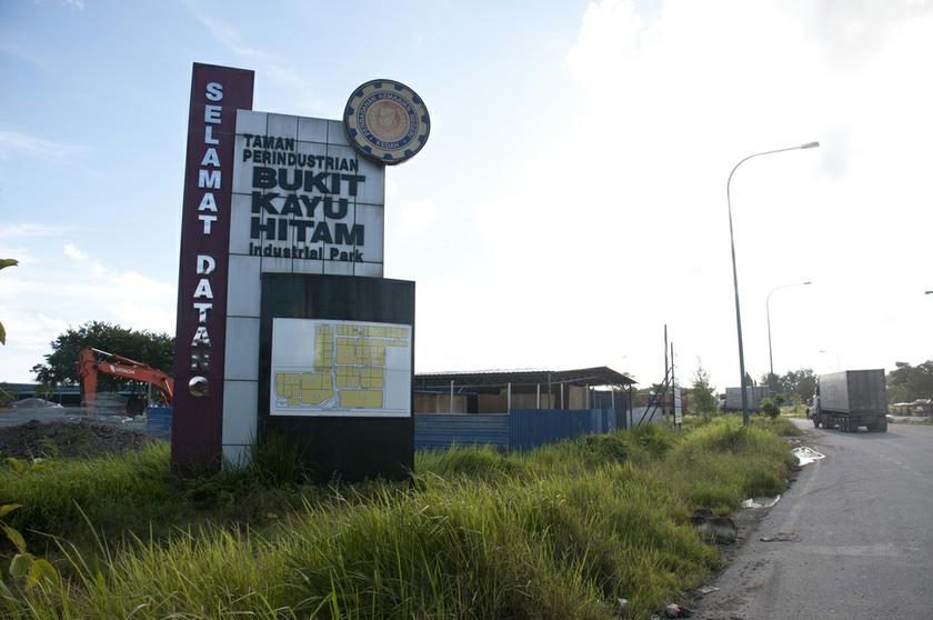 Bukit Kayu Hitam industrial estate is set to expand and to attract more logistics companies and the halal industry. u00e2u20acu201d  Picture by K.E.Ooi