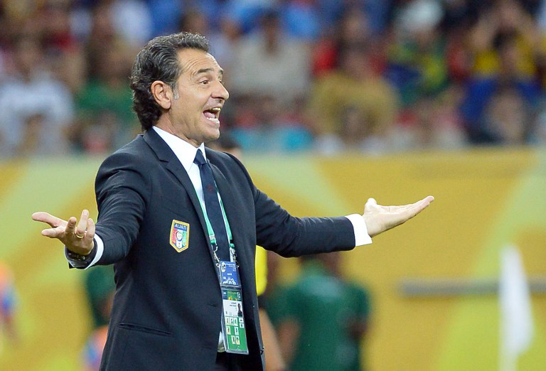 Cesare Prandelli gestures during the FIFA Confederations Cup Brazil 2013 Group A football match against Japan, at the Pernambuco Arena in Recife, on June 19, 2013. 