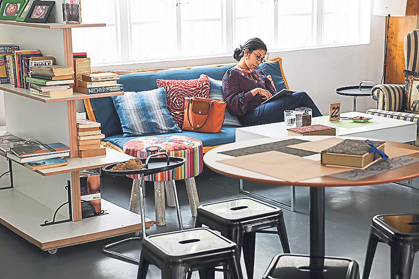 Relax with a good book in the cosy and colourful rooms at RGB & The Bean Hive 