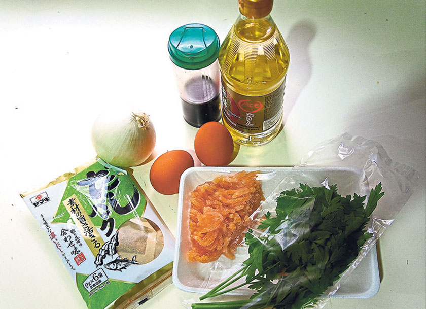 Ingredients for making Oyakodon