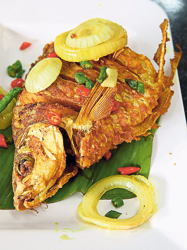 It’s best to enjoy the ikan kerai goreng on its own to appreciate the sweet taste.