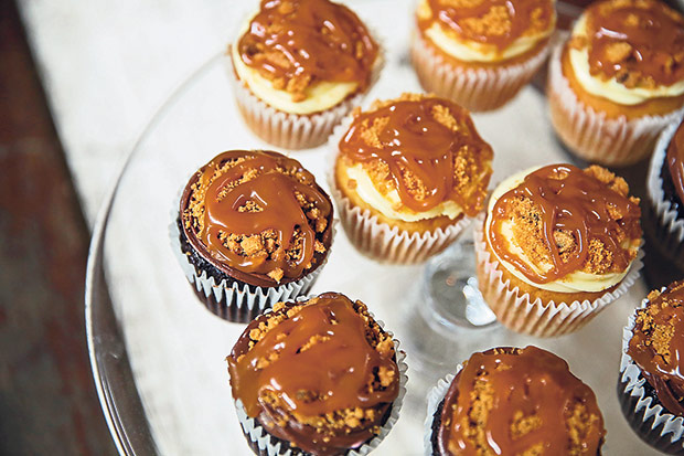 Salted caramel is a favourite for many of Eat Cake Today’s customers, like these delectable Chocolate Salted Caramel Cookie and Salted Caramel Cookie Cupcakes from Little Tee Cakes.