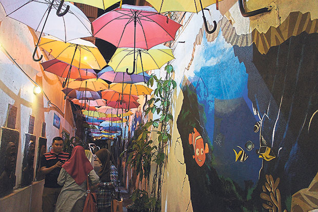 The always popular umbrella installation art at Lorong Kenangan Payang.