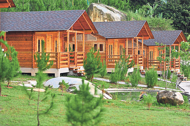 Song Yan has seven of these tatami-style cabins that can sleep up to five each.