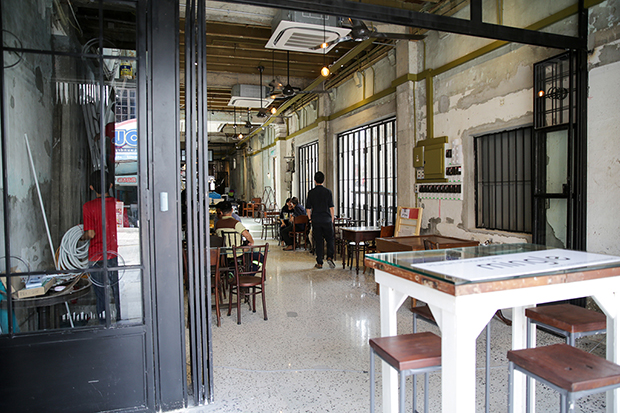 Entering Mingle Kuala Lumpur, one is greeted by a “blast from the past” ambience