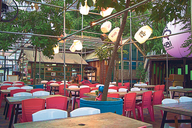 BBQ Thai has the street food atmosphere of a typical soi (street) in Thailand