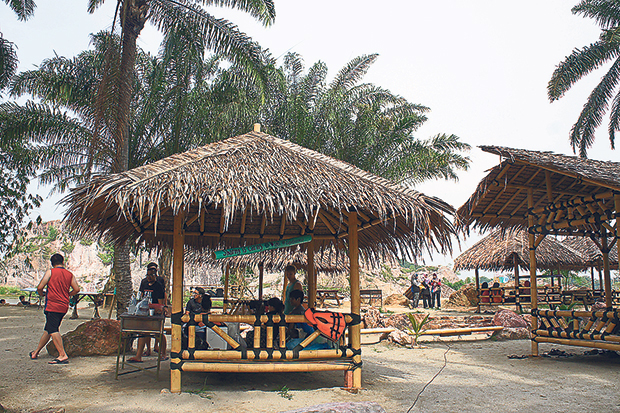 You can rent a gazebo to rest and have a barbecue