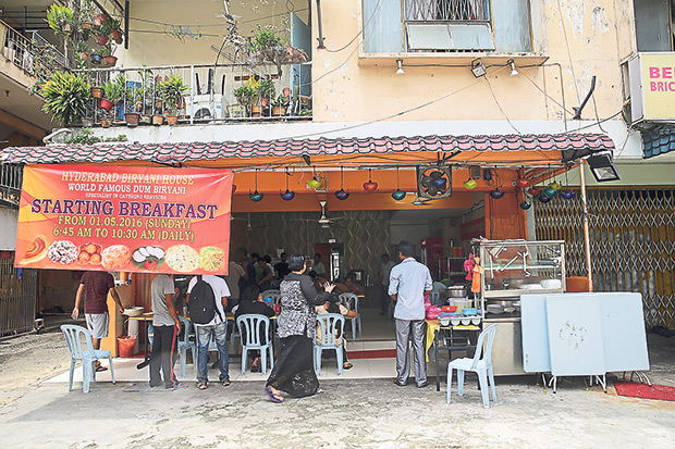 Hyderabad Biryani House is located at the flats along Jalan Berhala in Brickfields.