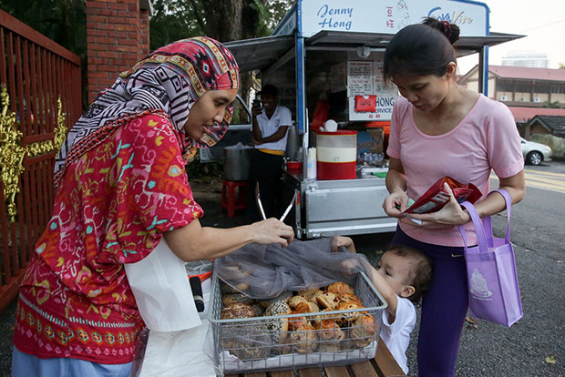 Organic and yeast-free, their breads are healthy and suitable for all ages.