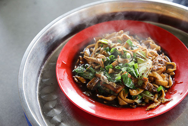 Fried pan mee from Lucy Stall is similar to the soup version.